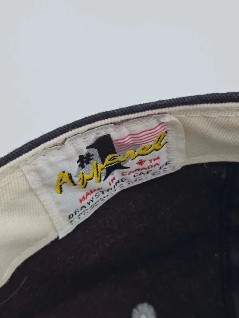 Anaheim Mighty Ducks Vintage 90s Cord Back #1 Apparel Hat  NHL Hockey Cap